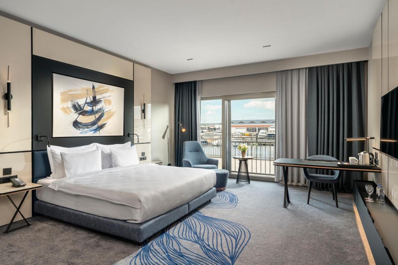 Crowne Plaza - Istanbul Tuzla Viaport Marina By Ihg Hotell Exteriör bild
