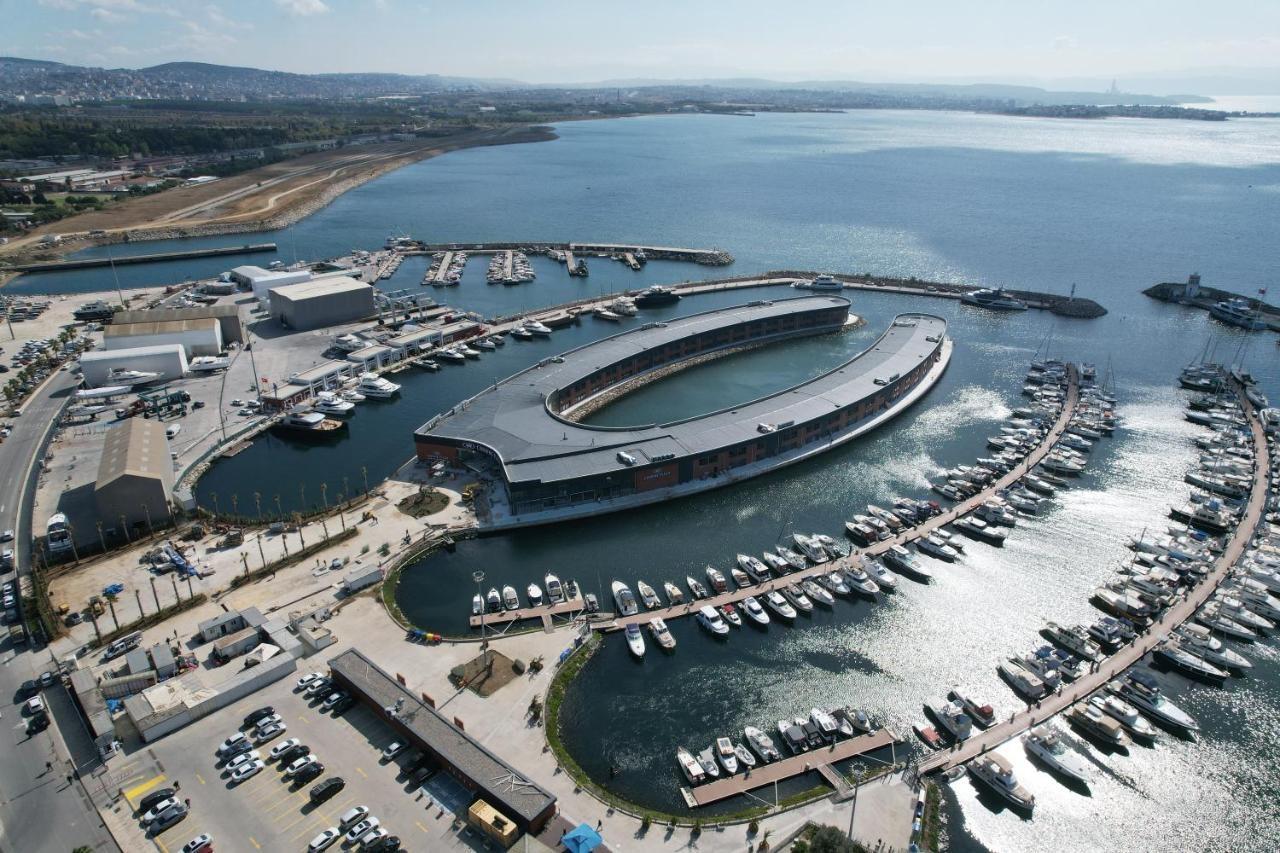 Crowne Plaza - Istanbul Tuzla Viaport Marina By Ihg Hotell Exteriör bild